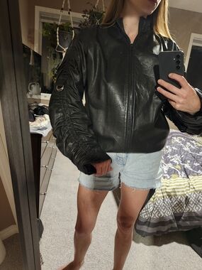 Vintage 80s The Leather Ranch Ruched Sleeve Leather Bomber Jacket Made in Canada